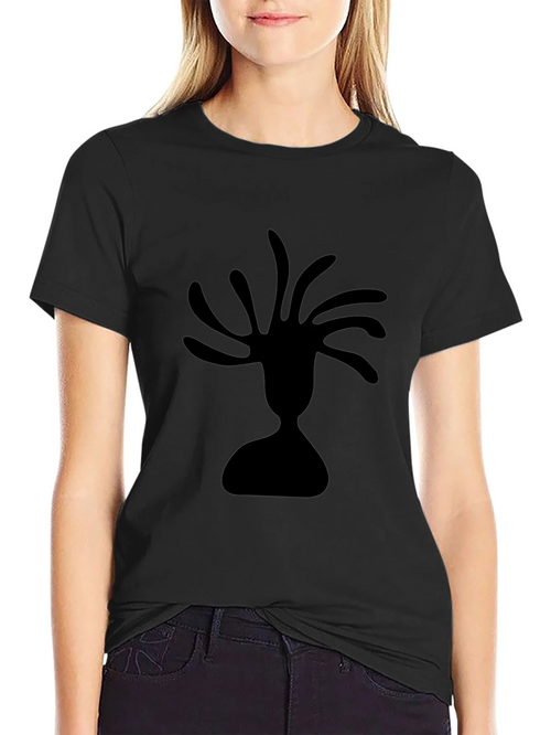 Abstract Silhouette Black Tee product image 2